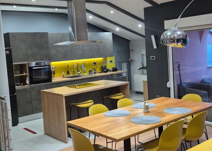 View Lägenhet Crikvenica